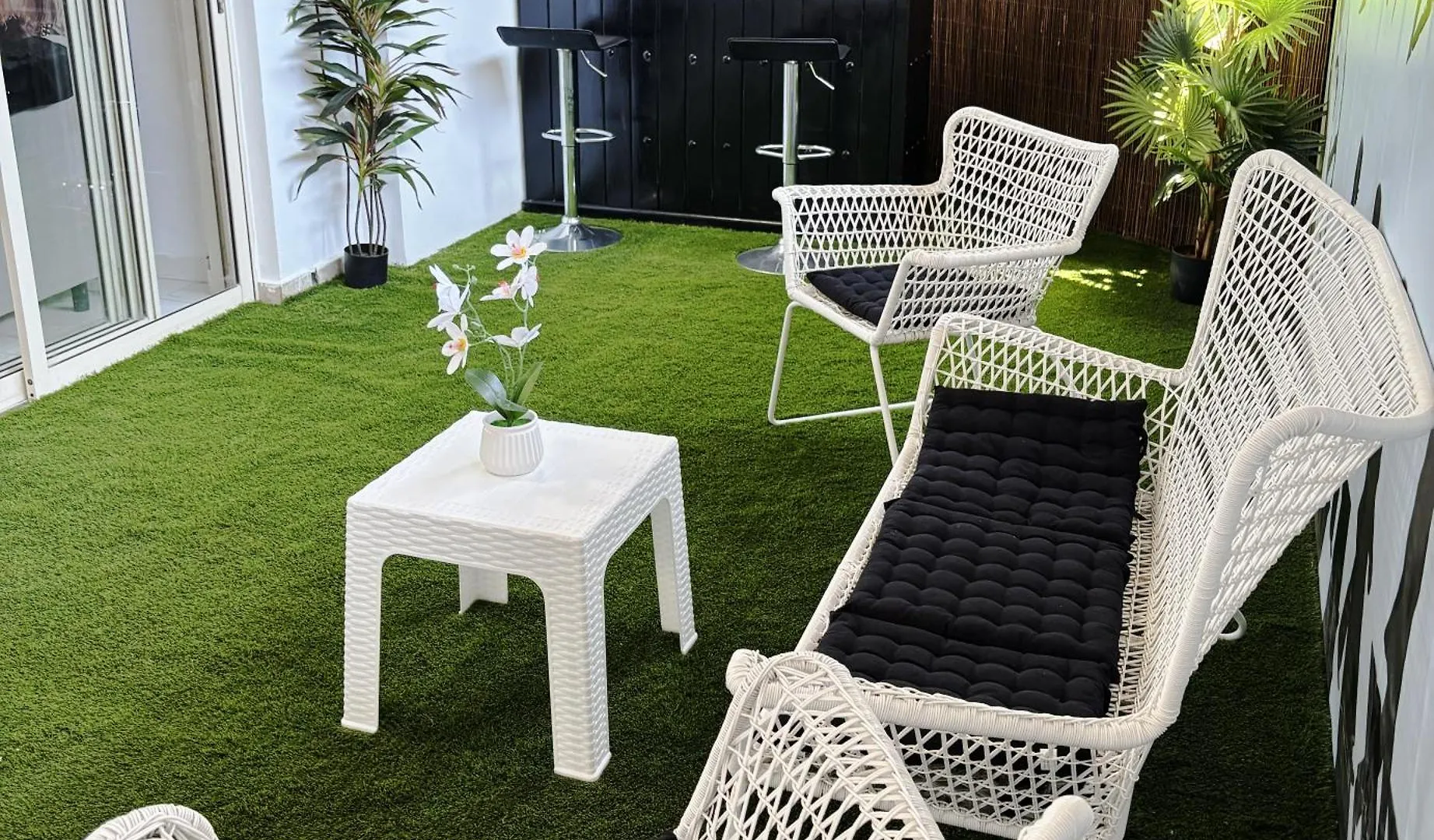 Sant Central Deluxe Apartments Agia Napa